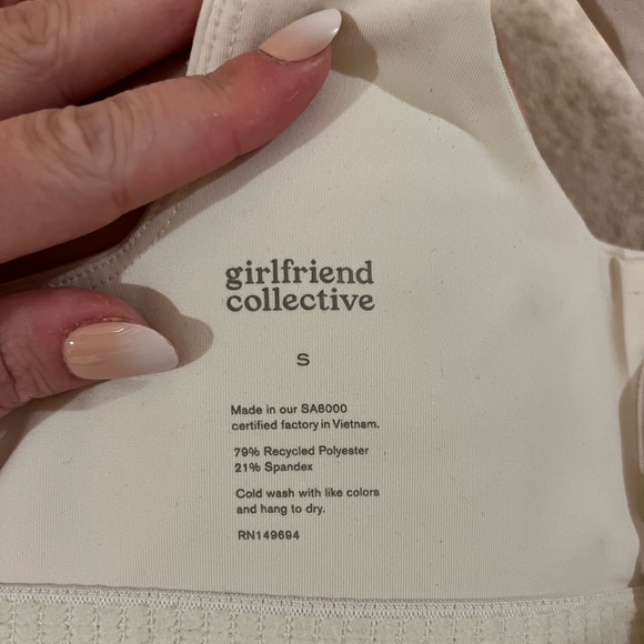 Girlfriend Collective Tommy Bra in Ivory - Picture 2 of 3